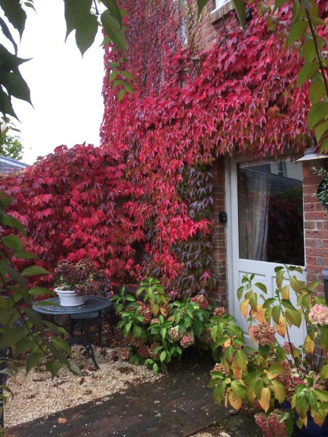The Dovecote, Stoke Farthing Courtyard Villa